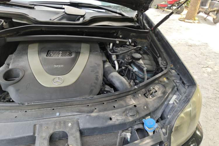Used Mercedes-Benz GL-Class 2011 GL 450 4MATIC Prestige Edition Engine Bay Left