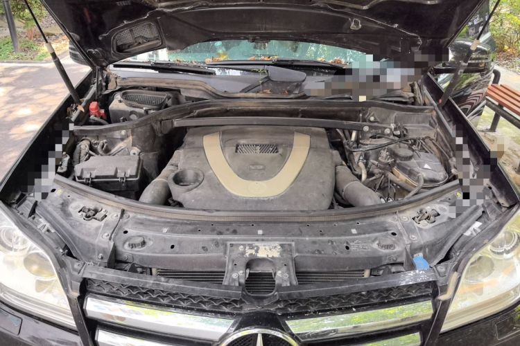 Used Mercedes-Benz GL-Class 2011 GL 450 Prestige Grand Edition Engine Bay