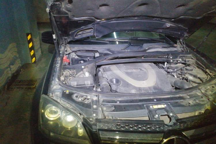 Used Mercedes-Benz GL-Class 2011 GL 450 Prestige Grand Edition Engine Bay Right