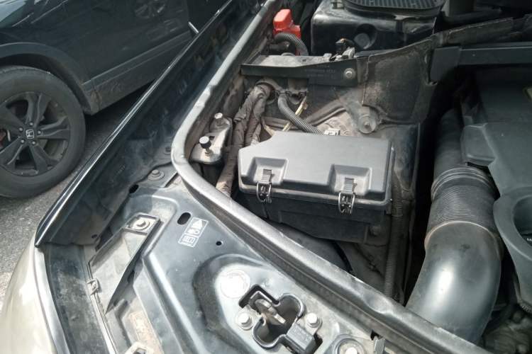 Used Mercedes-Benz GL-Class 2011 GL 450 Prestige Grand Edition Engine Bay Right
