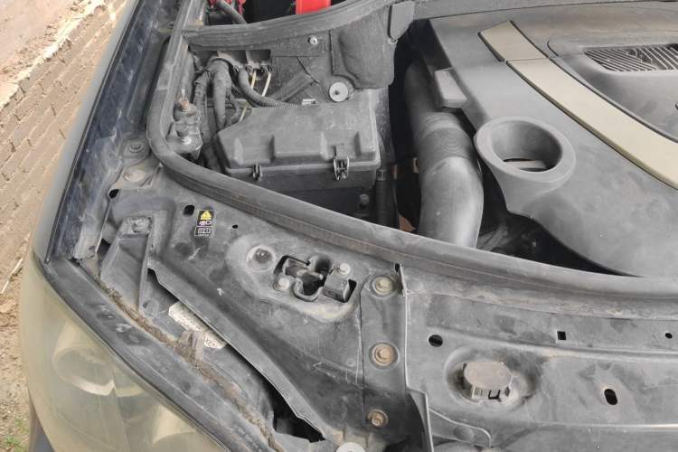 Used Mercedes-Benz GL-Class 2011 GL 450 4MATIC Prestige Edition Engine Bay Right