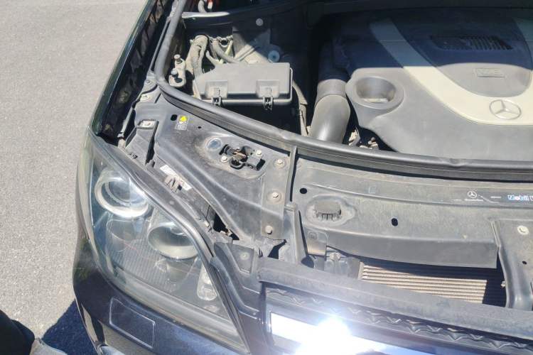 Used Mercedes-Benz GL-Class 2011 GL 450 Prestige Grand Edition Engine Bay Right