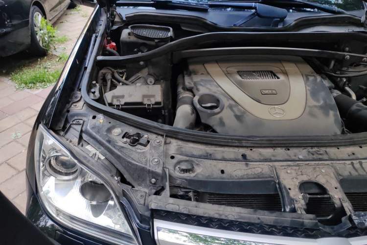 Used Mercedes-Benz GL-Class 2011 GL 450 4MATIC Prestige Edition Engine Bay Right