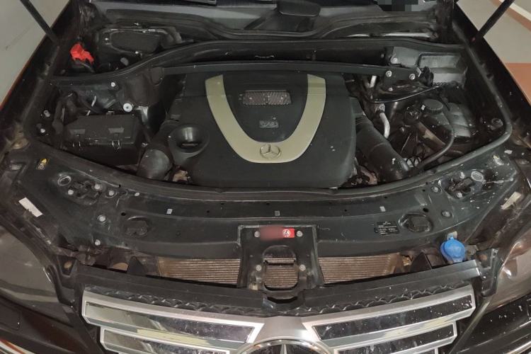 Used Mercedes-Benz GL-Class 2011 GL 450 4MATIC Prestige Edition Engine Bay