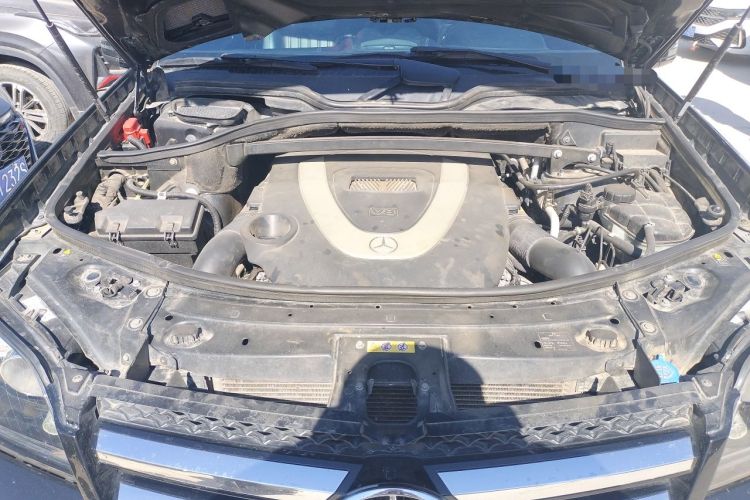Used Mercedes-Benz GL-Class 2011 GL 450 Prestige Grand Edition Engine Bay