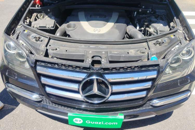 Used Mercedes-Benz GL-Class 2011 GL 450 Prestige Grand Edition Engine Bay