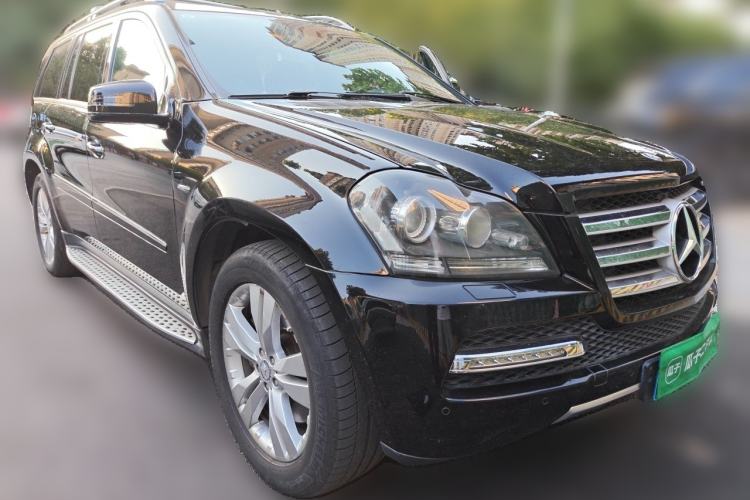 Used Mercedes-Benz GL-Class 2011 GL 450 Prestige Grand Edition Front Right 45 Deg
