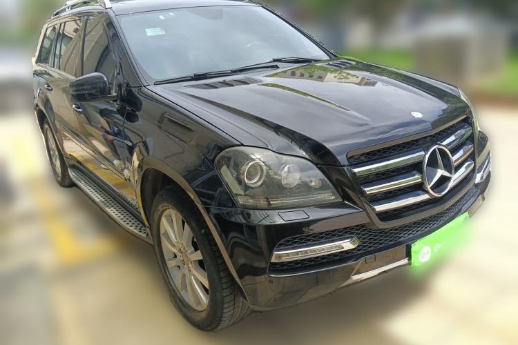 Used Mercedes-Benz GL-Class 2011 GL 450 Prestige Grand Edition Front Right 45 Deg
