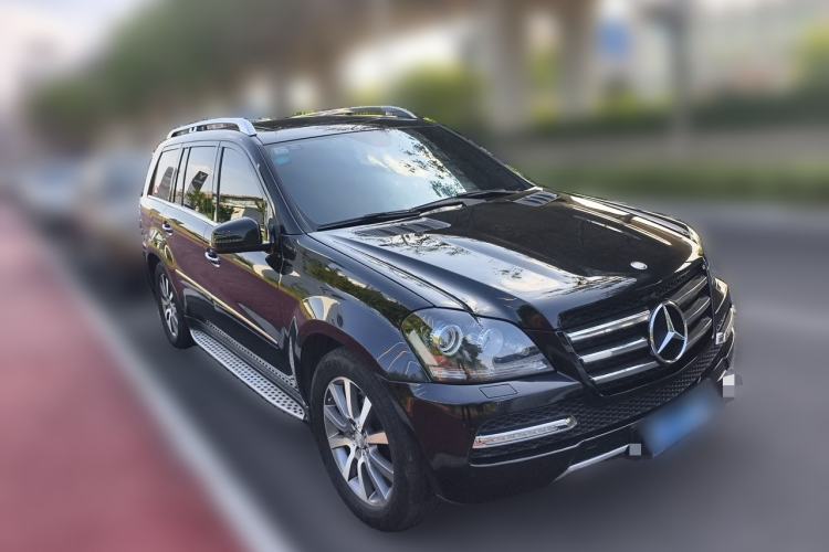 Used Mercedes-Benz GL-Class 2011 GL 450 Prestige Grand Edition Front Right 45 Deg