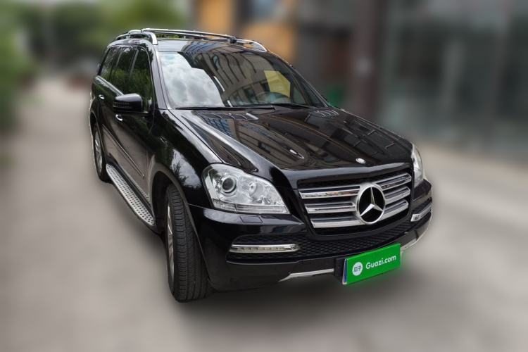 Used Mercedes-Benz GL-Class 2011 GL 450 4MATIC Prestige Edition Front Right 45 Deg
