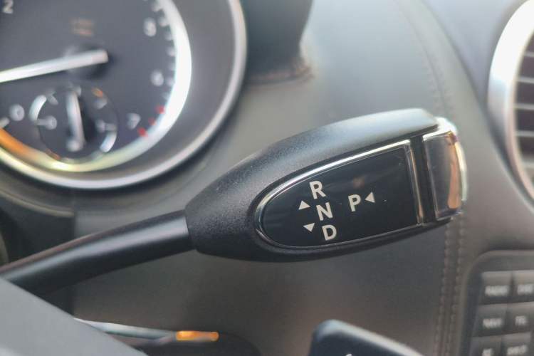 Used Mercedes-Benz GL-Class 2011 GL 450 Prestige Grand Edition Gear Lever