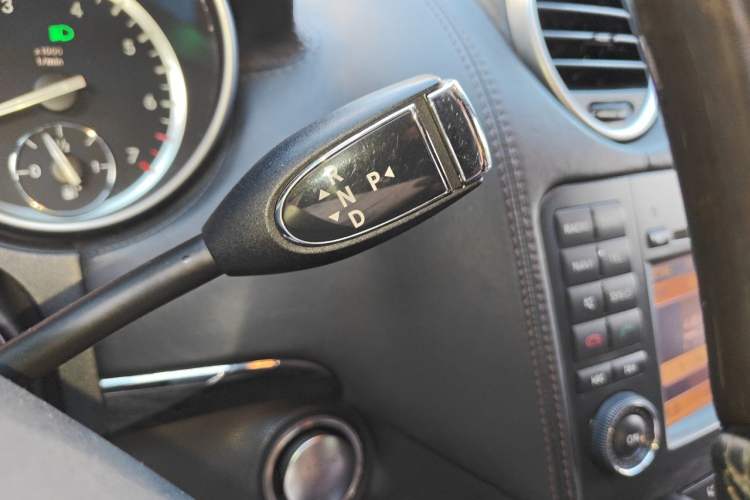 Used Mercedes-Benz GL-Class 2011 GL 450 Prestige Grand Edition Gear Lever