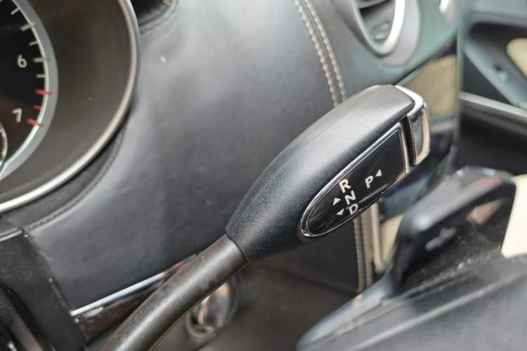 Used Mercedes-Benz GL-Class 2011 GL 450 Prestige Grand Edition Gear Lever