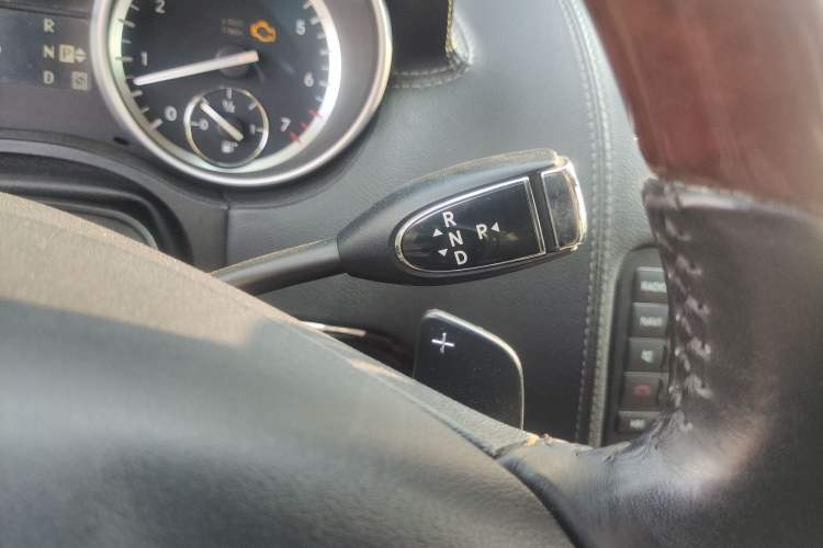 Used Mercedes-Benz GL-Class 2011 GL 450 Prestige Grand Edition Gear Lever