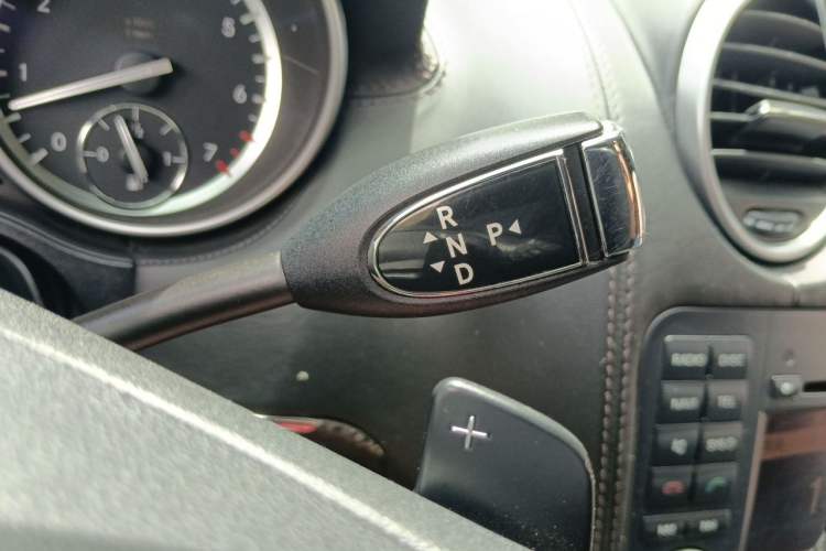 Used Mercedes-Benz GL-Class 2011 GL 450 Prestige Grand Edition Gear Lever