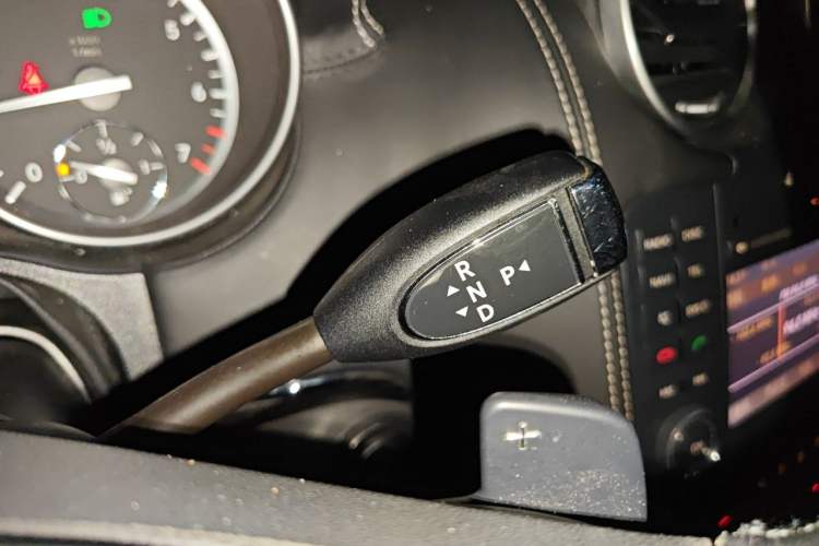 Used Mercedes-Benz GL-Class 2011 GL 450 Prestige Grand Edition Gear Lever