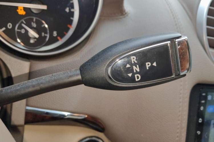 Used Mercedes-Benz GL-Class  Gear Lever