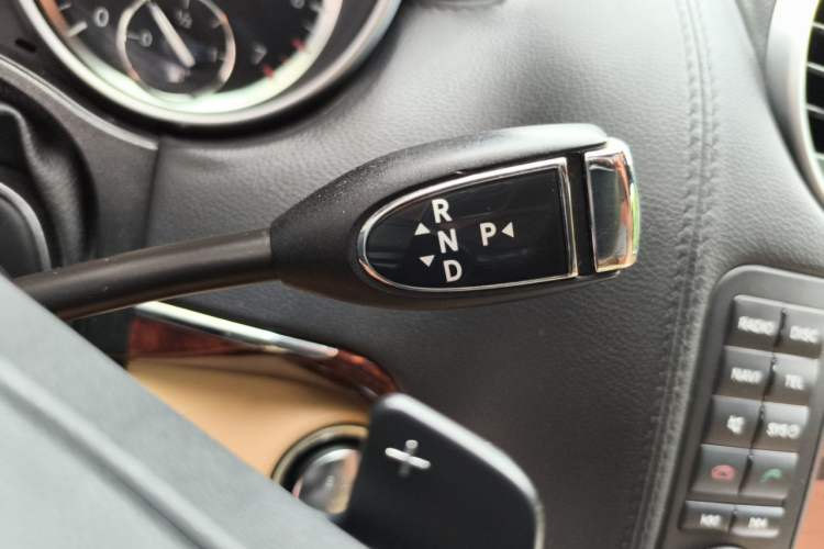 Used Mercedes-Benz GL-Class 2011 GL 450 4MATIC Prestige Edition Gear Lever