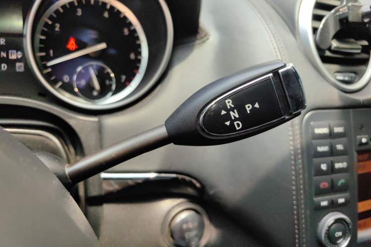 Used Mercedes-Benz GL-Class 2011 GL 450 Prestige Grand Edition Gear Lever