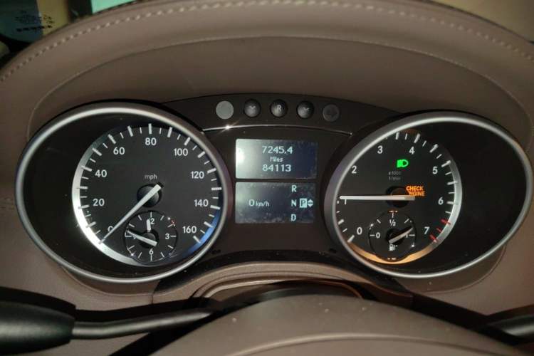 Used Mercedes-Benz GL-Class  Instrument Cluster