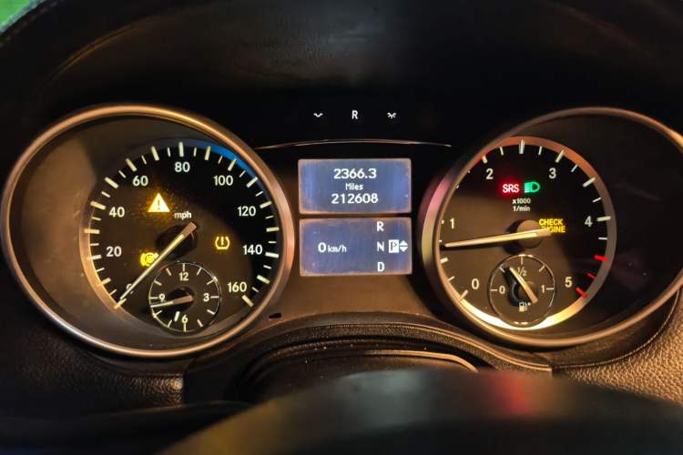 Used Mercedes-Benz GL-Class  Instrument Cluster