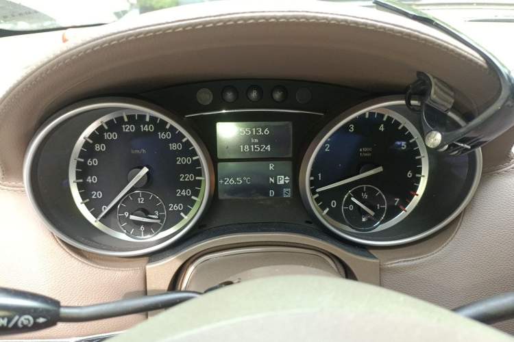 Used Mercedes-Benz GL-Class 2011 GL 450 4MATIC Prestige Edition Instrument Cluster