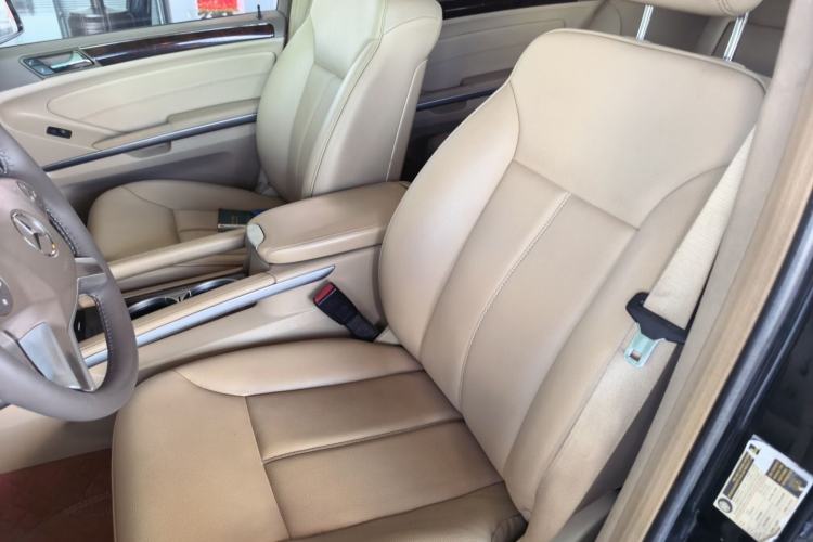Used Mercedes-Benz GL-Class  Left Front Seat