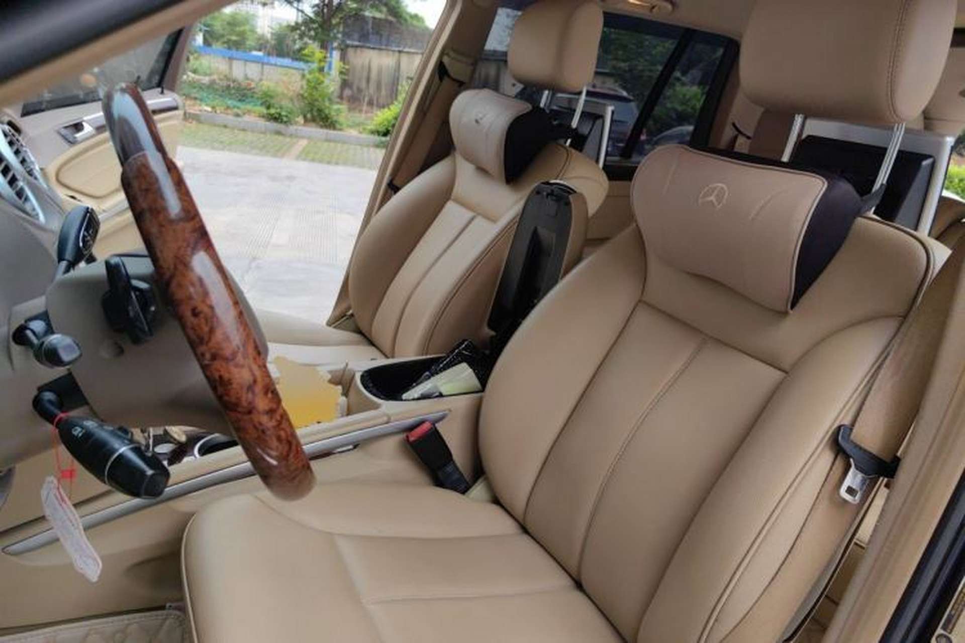 Used Mercedes-Benz GL-Class  Left Front Seat