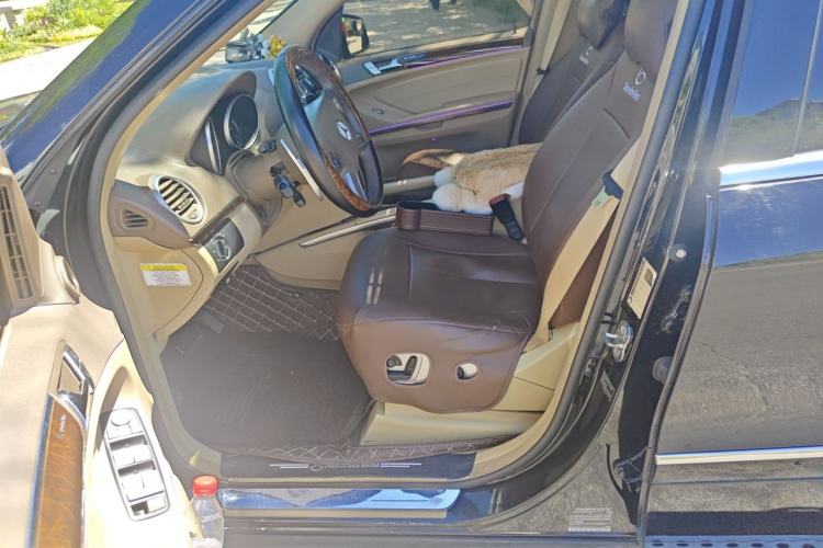 Used Mercedes-Benz GL-Class  Left Front Seat