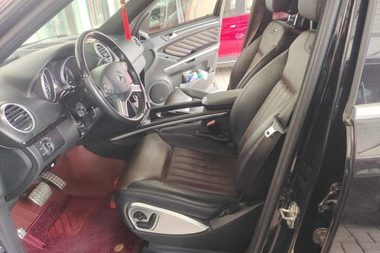 Used Mercedes-Benz GL-Class 2011 GL 450 Prestige Grand Edition Left Front Seat