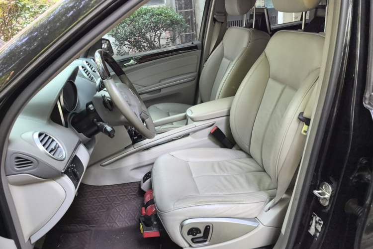 Used Mercedes-Benz GL-Class 2011 GL 450 Prestige Grand Edition Left Front Seat
