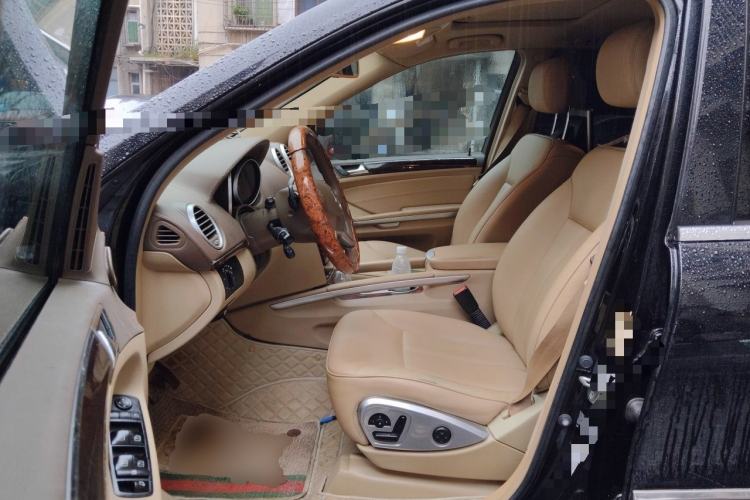 Used Mercedes-Benz GL-Class  Left Front Seat