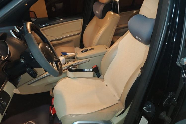 Used Mercedes-Benz GL-Class 2011 GL 450 4MATIC Prestige Edition Left Front Seat