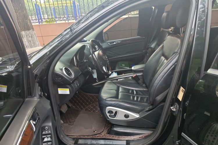 Used Mercedes-Benz GL-Class  Left Front Seat