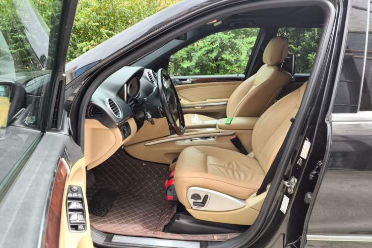Used Mercedes-Benz GL-Class 2011 GL 450 4MATIC Prestige Edition Left Front Seat