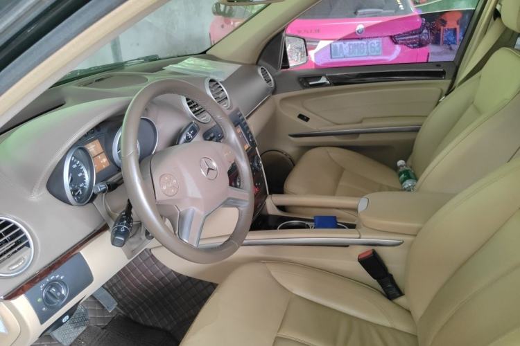 Used Mercedes-Benz GL-Class  Left Front Seat
