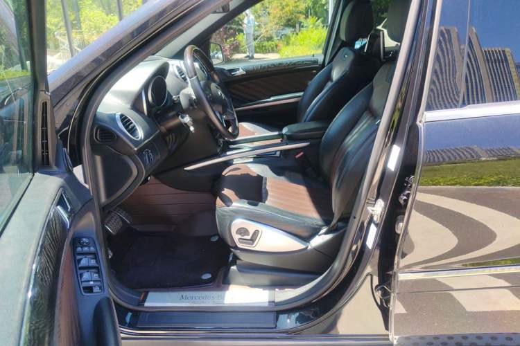 Used Mercedes-Benz GL-Class 2011 GL 450 Prestige Grand Edition Left Front Seat