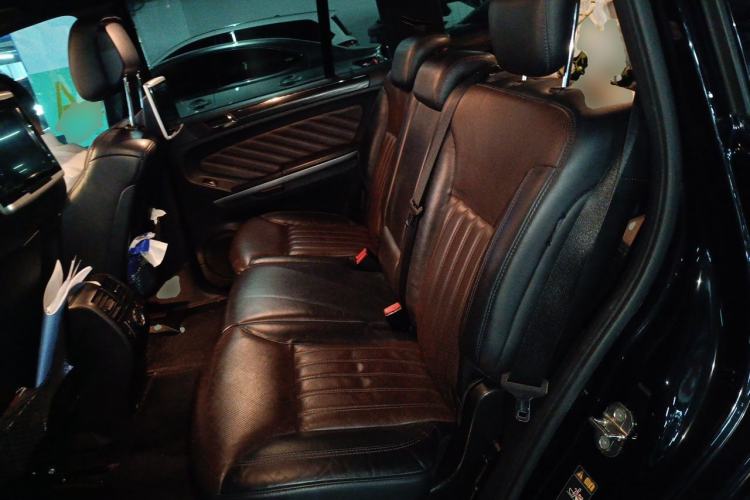 Used Mercedes-Benz GL-Class 2011 GL 450 Prestige Grand Edition Left Rear Seat