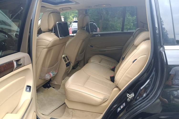 Used Mercedes-Benz GL-Class 2011 GL 450 4MATIC Prestige Edition Left Rear Seat