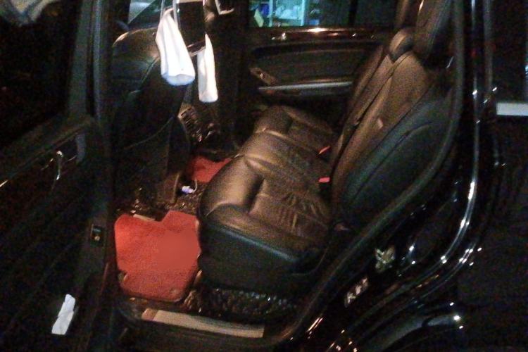 Used Mercedes-Benz GL-Class  Left Rear Seat