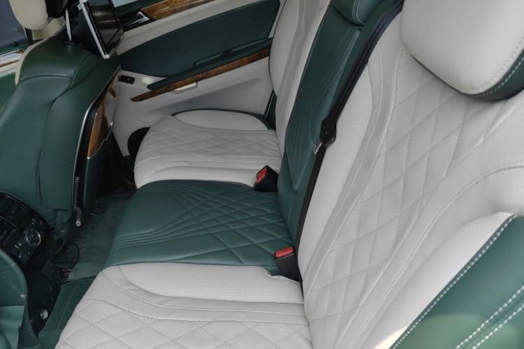 Used Mercedes-Benz GL-Class 2011 GL 450 4MATIC Prestige Edition Left Rear Seat