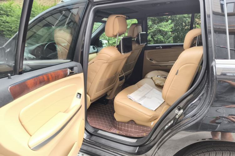 Used Mercedes-Benz GL-Class 2011 GL 450 4MATIC Prestige Edition Left Rear Seat