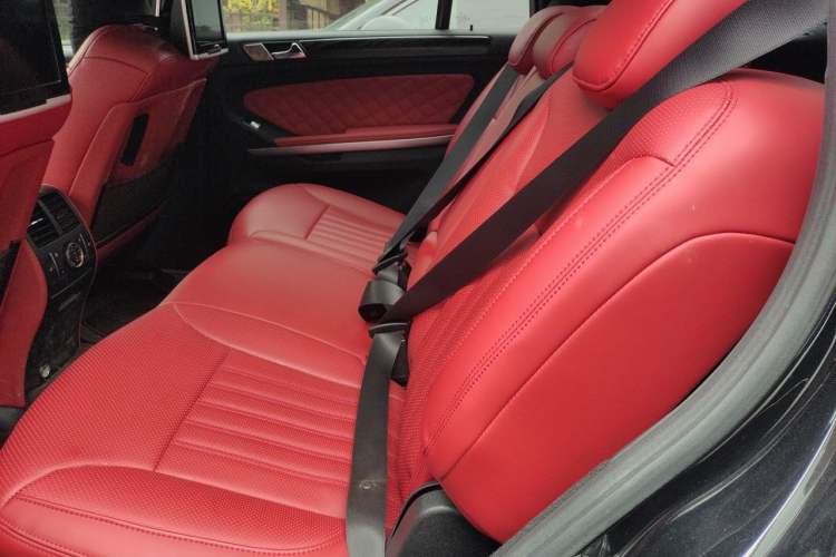 Used Mercedes-Benz GL-Class 2011 GL 450 Prestige Grand Edition Left Rear Seat