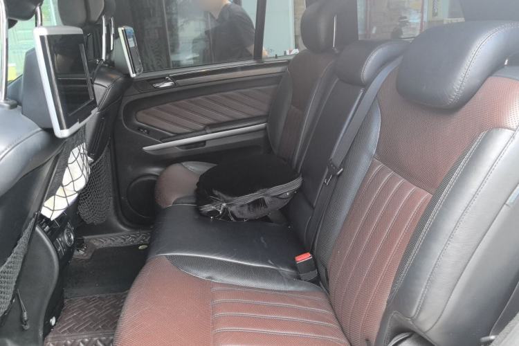 Used Mercedes-Benz GL-Class 2011 GL 450 Prestige Grand Edition Left Rear Seat