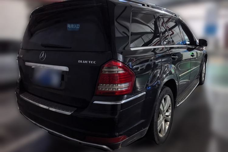 Used Mercedes-Benz GL-Class  Rear Right 45 Deg