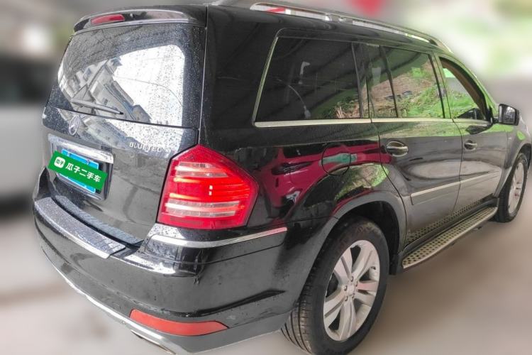 Used Mercedes-Benz GL-Class  Rear Right 45 Deg