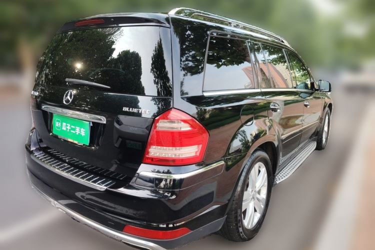 Used Mercedes-Benz GL-Class  Rear Right 45 Deg