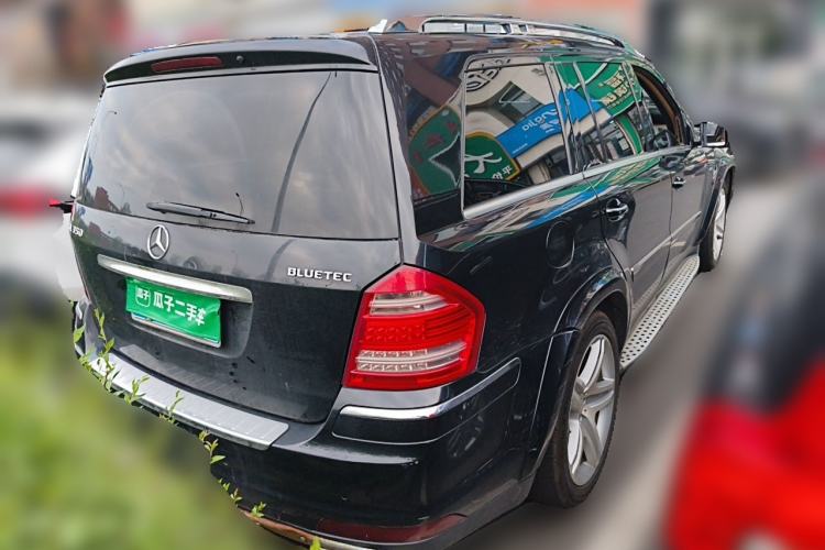 Used Mercedes-Benz GL-Class  Rear Right 45 Deg