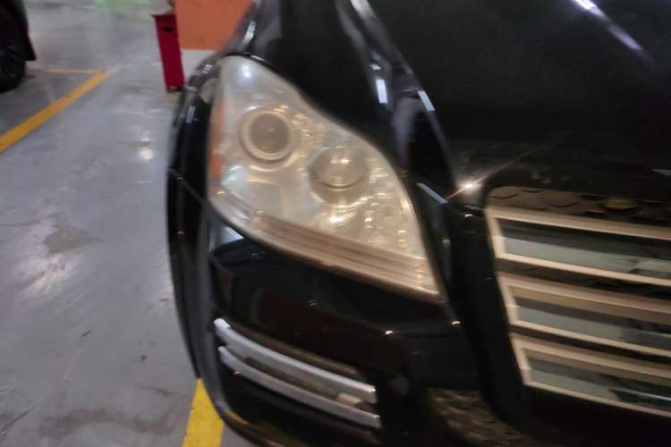 Used Mercedes-Benz GL-Class  Right Front Headlight
