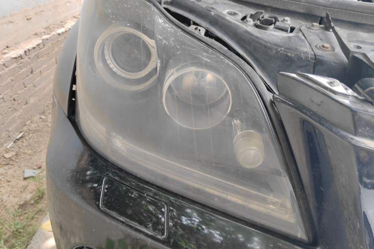 Used Mercedes-Benz GL-Class 2011 GL 450 4MATIC Prestige Edition Right Front Headlight